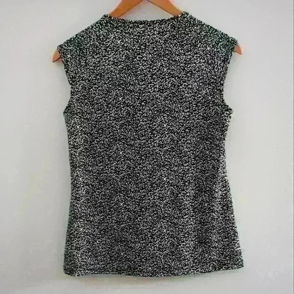 CLEO | Petites Women's Black/White Animal Print Ruffled Sleeveless Tank - Picture 4 of 4